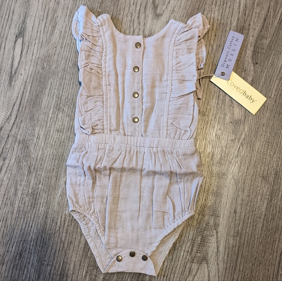 L'ovedbaby Other - L'ovedbaby muslin cotton ruffle bodysuit